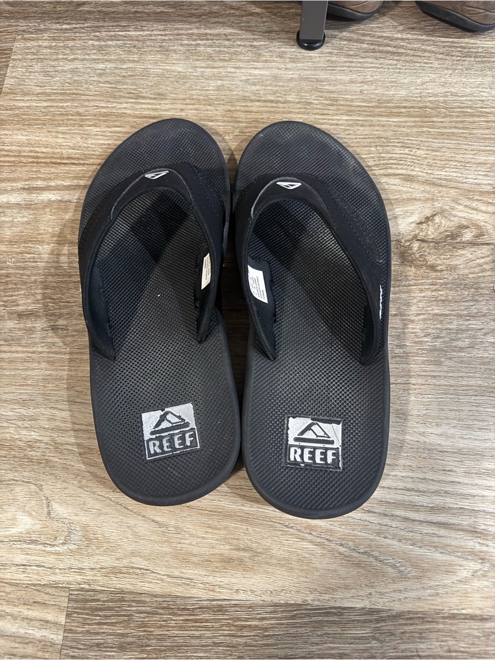 Reef Men's Black Fanning Sandals